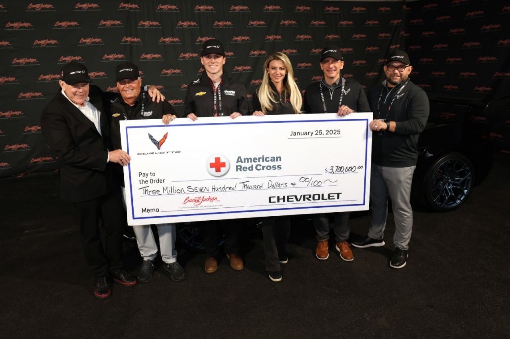 Record%20donation%20for%20a%20charity%20vehicle%20at%20Barrett-Jackson