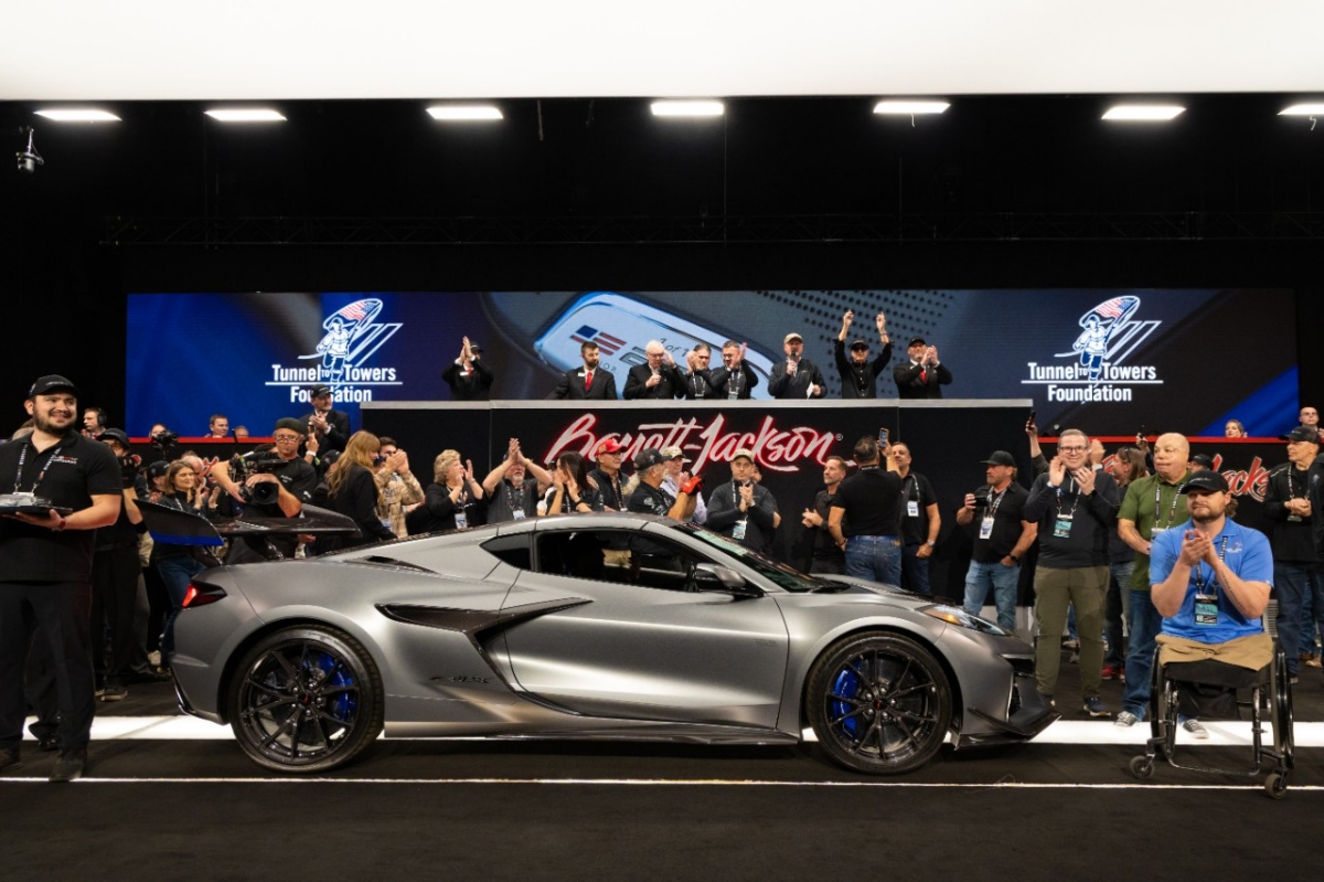 1-of-1 2026 Corvette ZR1X raises $2.6 million for America's heroes