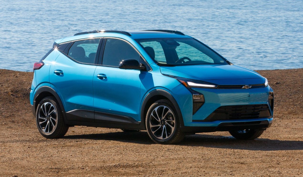 2027 Chevrolet Bolt in blue