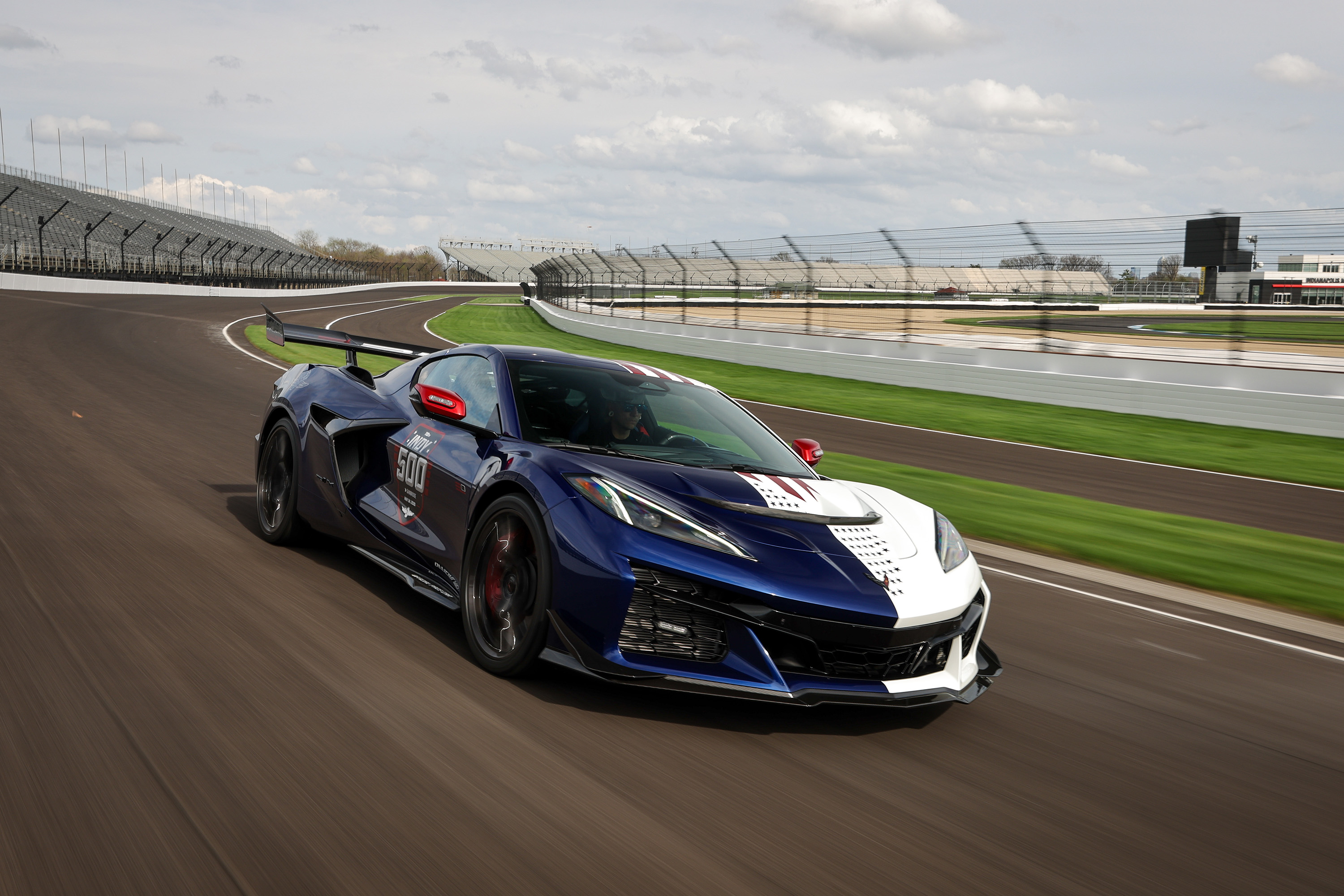 Chevrolet Corvette ZR1X to pace 110th Indianapolis 500 presented
