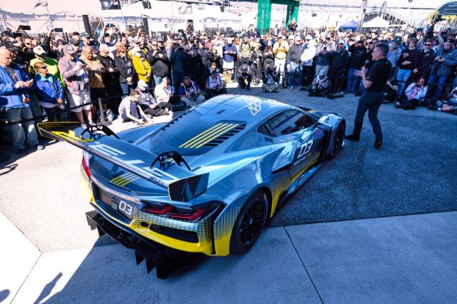 Corvette Z06 GT3.R Racecar Unveiled