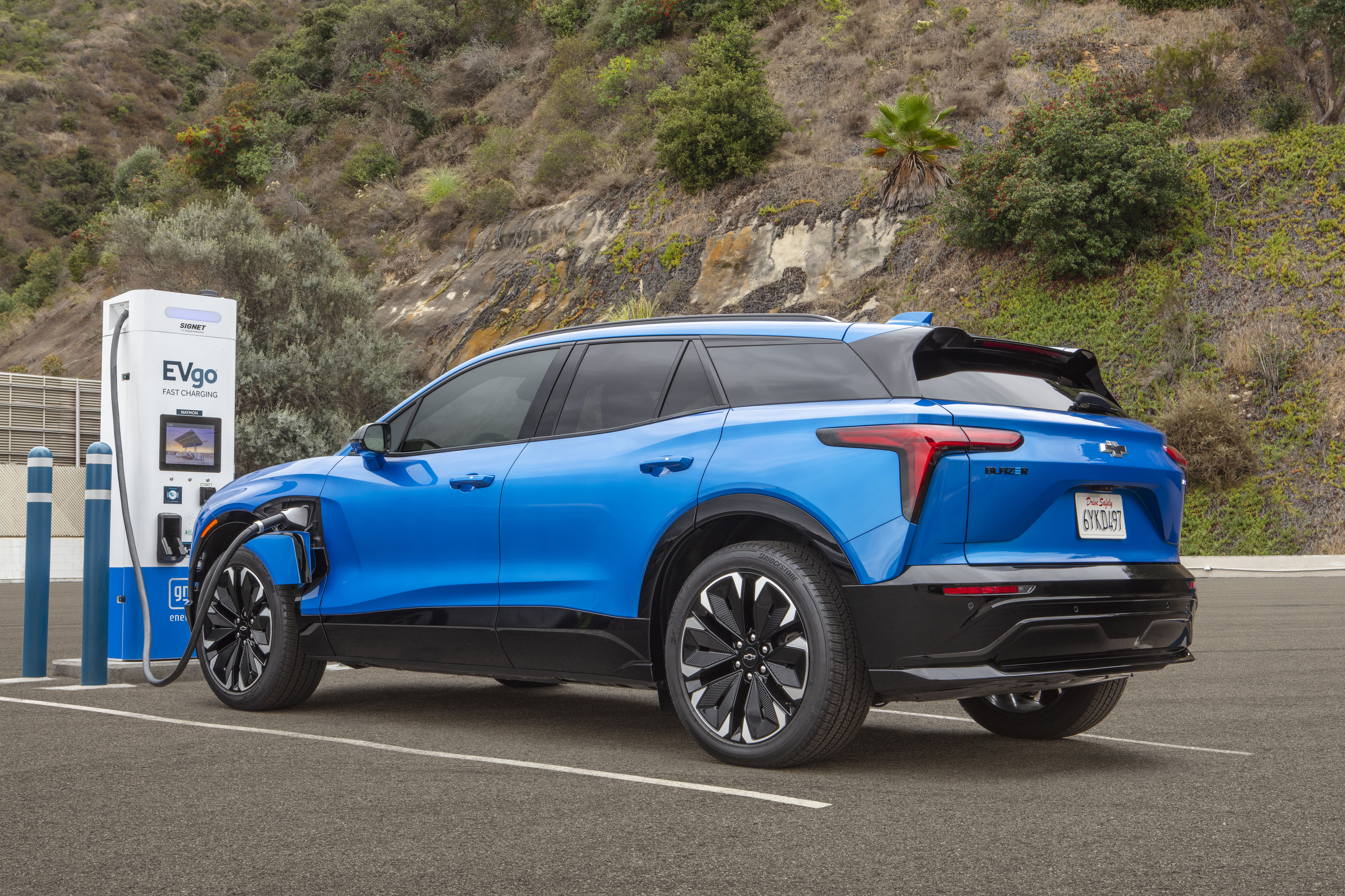 Roof & A-Pillar Kit | CHEVROLET BLAZER EV 2024 Roof & A-Pillar Kit | CHEVROLET BLAZER EV 2024