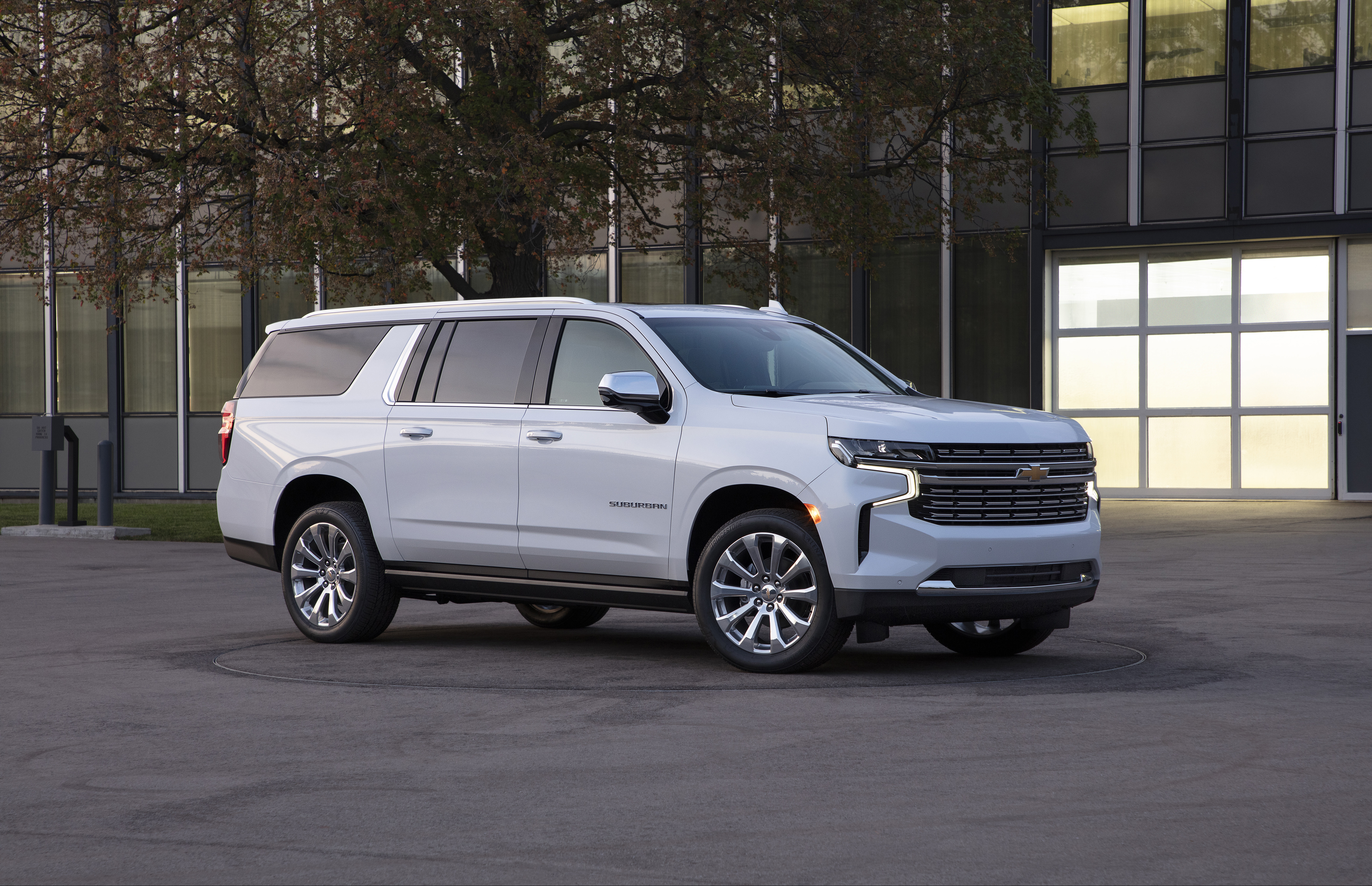 2022 Chevrolet Tahoe and Suburban Offer More Power and Technology